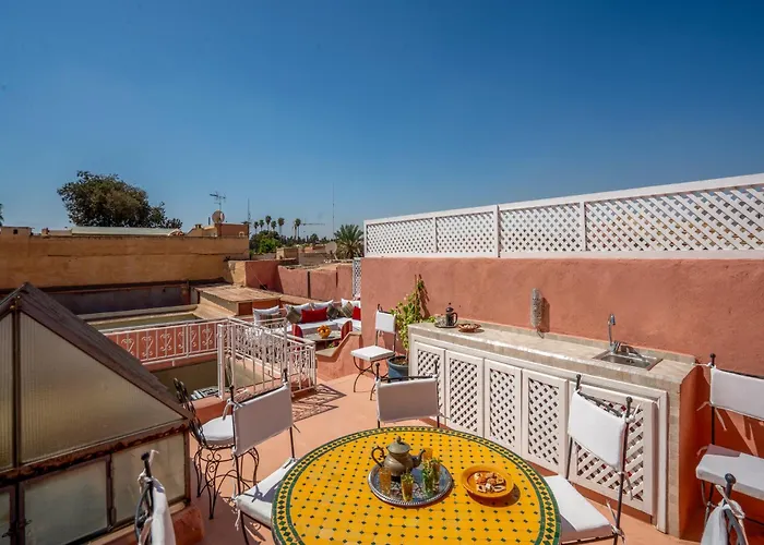 Riad Dar Makhzne-Location Exclusive Du Riad Entier 4 Chambres & Terrasse