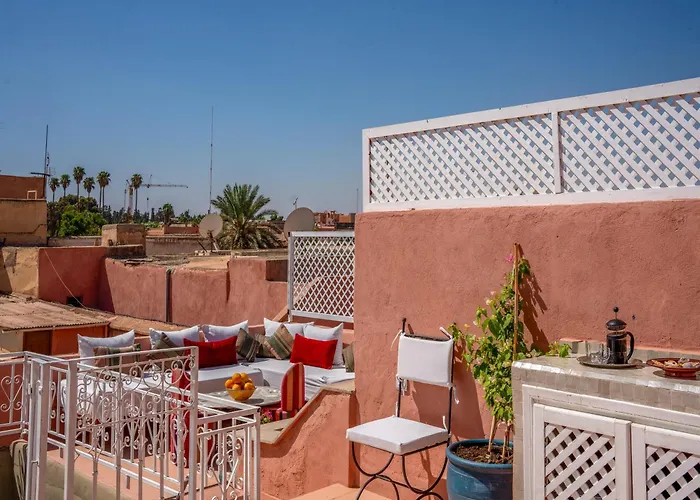Riad Dar Makhzne-Location Exclusive Du Riad Entier 4 Chambres & Terrasse